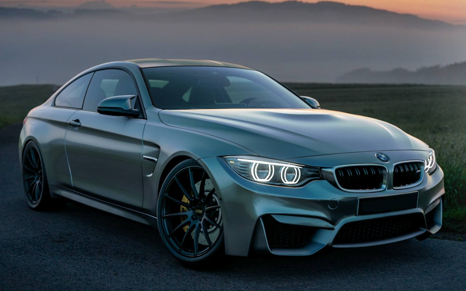 Sedan BMW